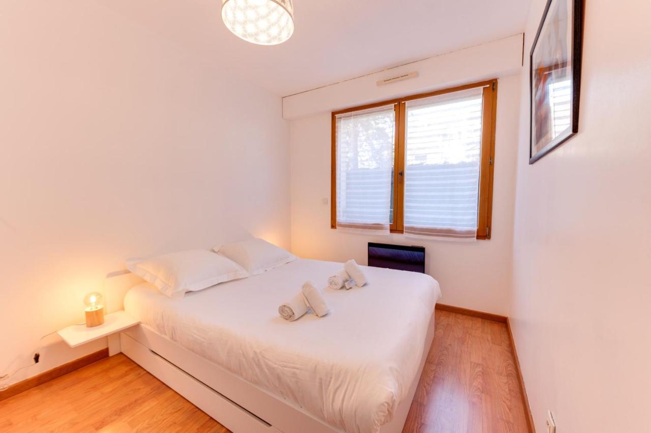 Villa Pasteur - Apartment For 4 Pers By The Lake Аннесі Екстер'єр фото